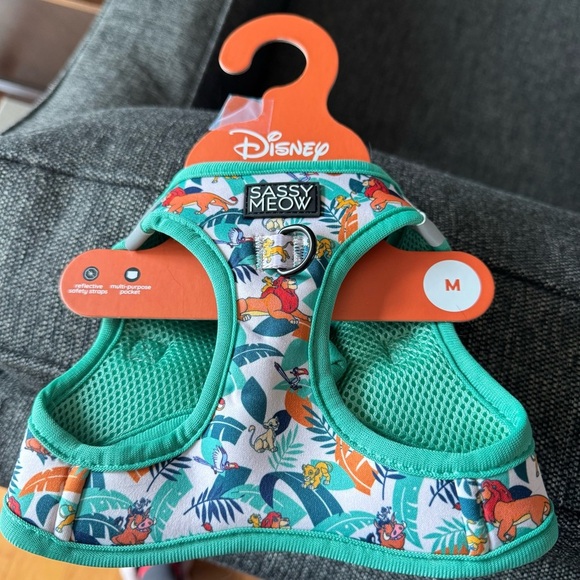 Disney Sassy Meow Pet Harness - Picture 1 of 8